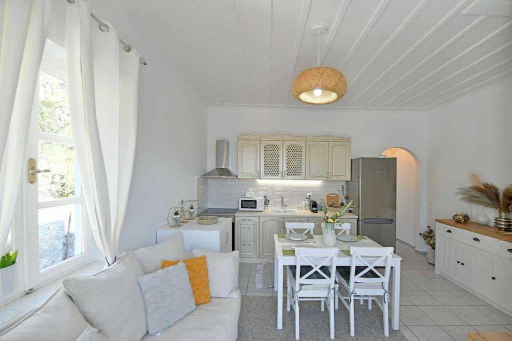 Olivo II Luxury Apartment ไฮดรา ภายนอก รูปภาพ